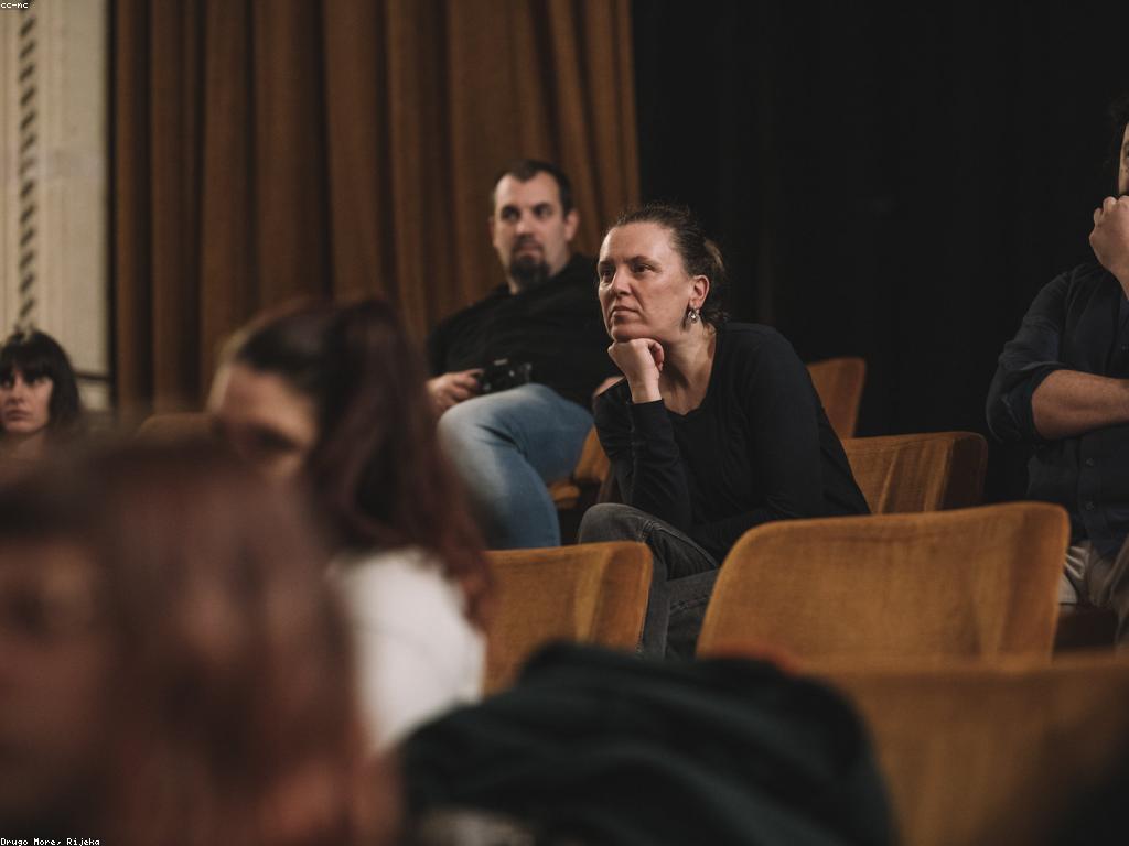 យុទ្ធសាស្ត្រច្នៃប្រឌិតសម្រាប់ការបង្ហាញវីដេអូ